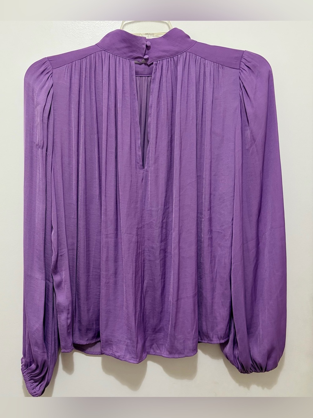 Banana Republic Factory Slit-Back Blouse Purple Dawn Medium NWT - Picture 6 of 7